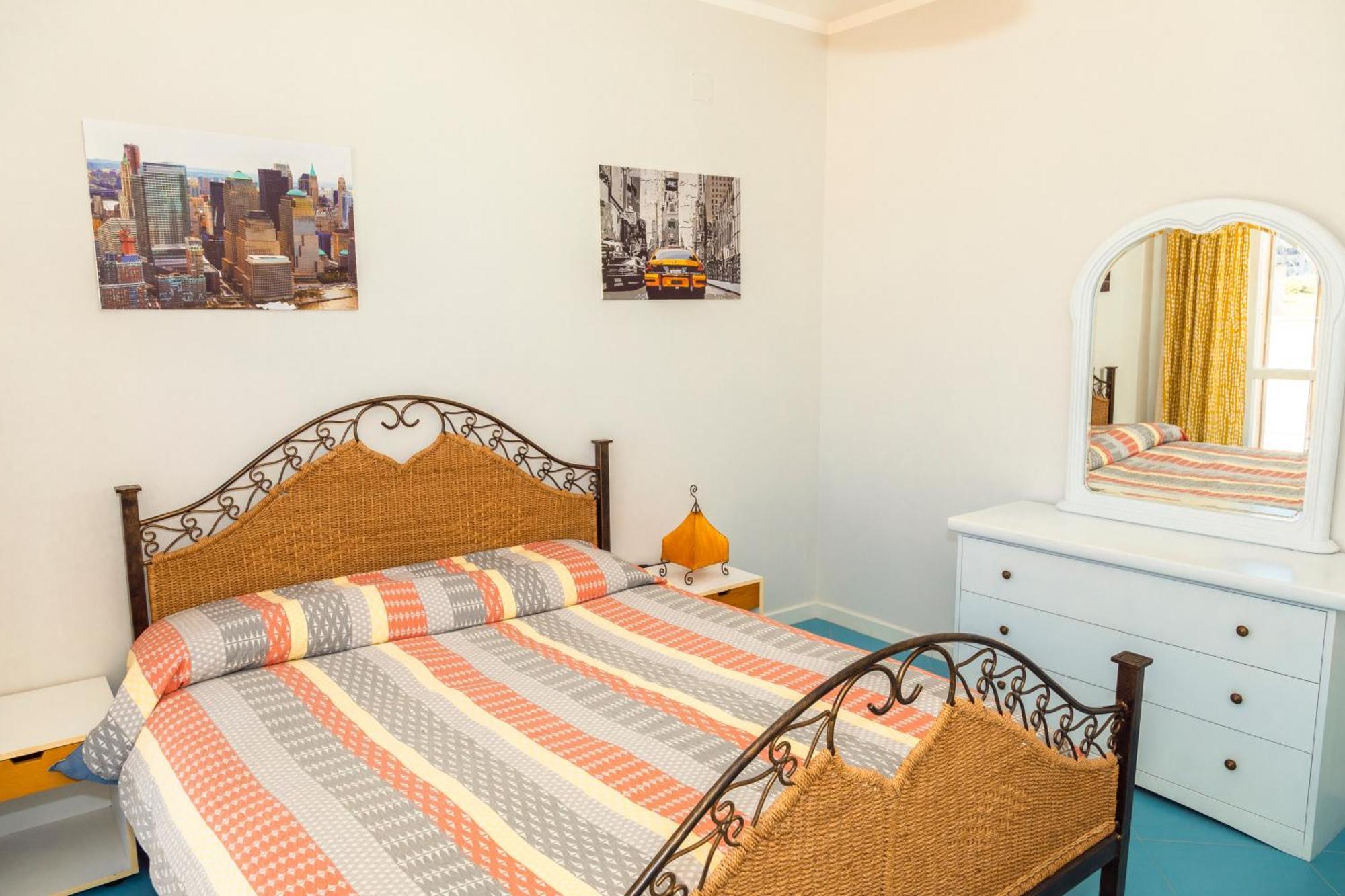 Lovealghero Stanze In Attico Vista Mare Bagian luar foto